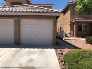 Photo #1: 2349690 Listing 