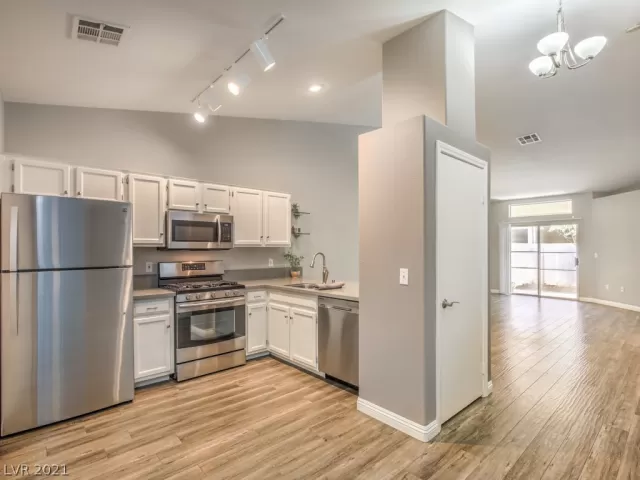 MLS: 2349728 Condo For Sale