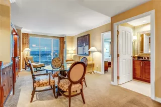 Photo #2: 2349784 Listing 