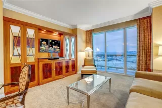 Photo #4: 2349784 Listing 