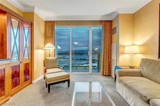 Photo #5: 2349784 Listing 