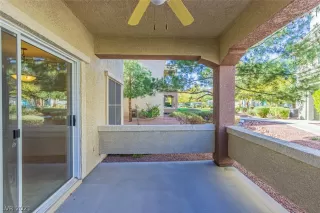 Photo #4: 2349847 Listing