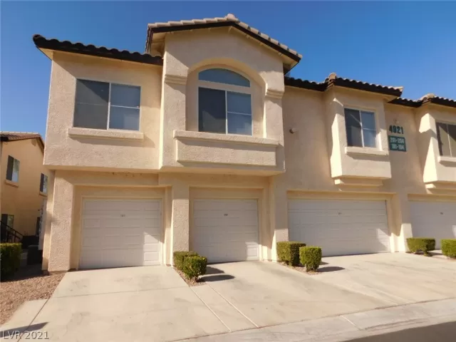 MLS: 2349925 Condo For Sale