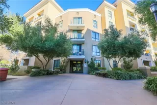 Photo #1: 2349934 Listing 