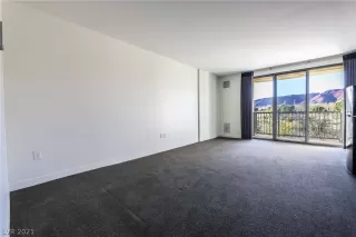 Photo #2: 2349934 Listing 