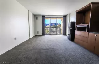 Photo #3: 2349934 Listing 