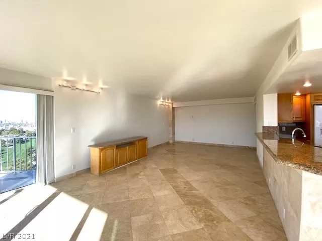 MLS: 2349950 Condo For Sale