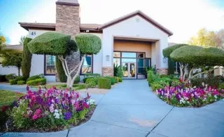 Photo #1: 2349962 Listing 