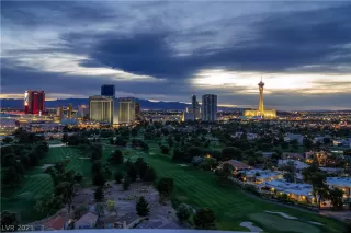 Photo #1: 2349966 Listing