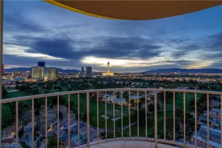 Photo #2: 2349966 Listing