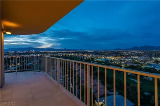 Photo #3: 2349966 Listing