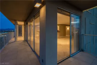 Photo #6: 2349966 Listing