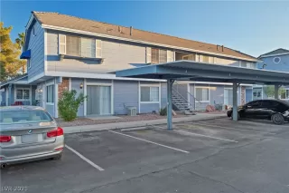 Photo #2: 2350048 Listing