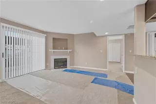 Photo #4: 2350048 Listing