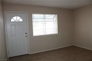 Photo #5: 2350064 Listing 