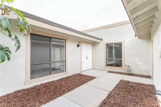 Photo #5: 2350079 Listing 