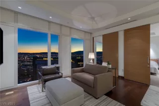 Photo #4: 2350090 Listing 