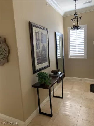 Photo #2: 2350105 Listing 