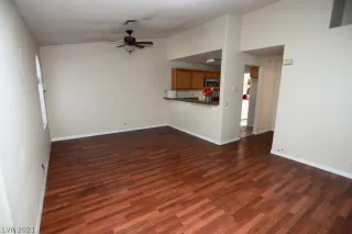 Photo #4: 2350117 Listing