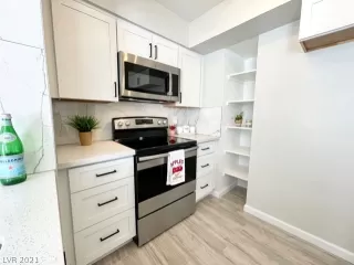 Photo #2: 2350155 Listing 