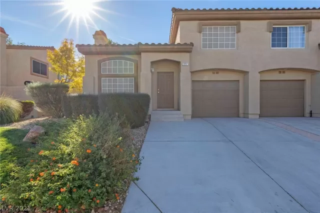 MLS: 2350194 Condo For Sale