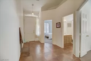 Photo #1: 2350207 Listing