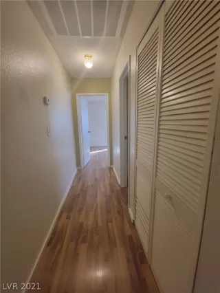 Photo #6: 2350217 Listing 