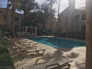 Photo #2: 2350267 Listing 