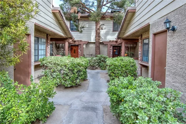 MLS: 2350318 Condo For Sale