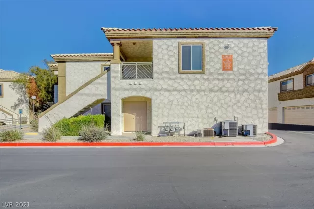MLS: 2350354 Condo For Sale