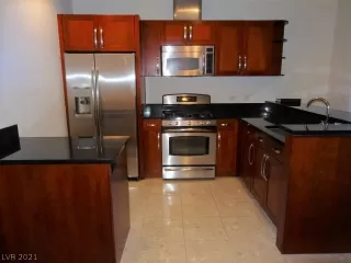 Photo #4: 2350390 Listing 
