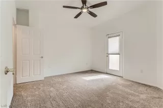 Photo #5: 2350393 Listing