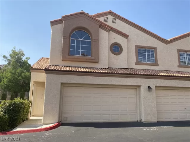 MLS: 2350404 Condo For Sale