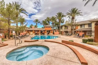 Photo #1: 2350412 Listing 