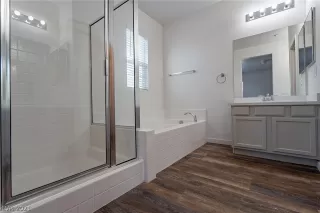 Photo #5: 2350478 Listing