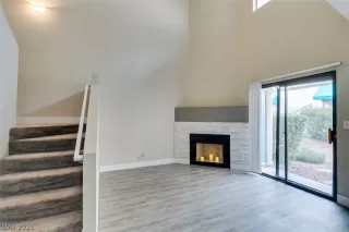 Photo #1: 2350483 Listing 