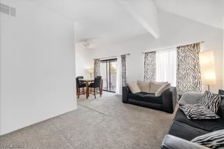 Photo #2: 2350487 Listing