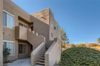 Photo #1: 2350503 Listing