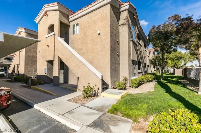 MLS: 2350504 Condo For Sale