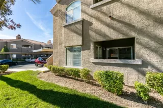 Photo #1: 2350504 Listing 