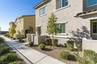 Photo #3: 2350533 Listing 