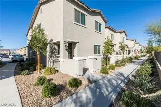 Photo #4: 2350533 Listing 