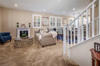 Photo #3: 2350541 Listing