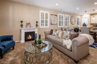 Photo #4: 2350541 Listing