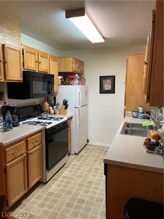 MLS: 2350544 Condo For Sale