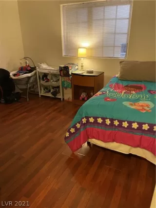 Photo #2: 2350544 Listing 