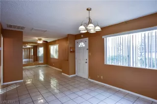 Photo #2: 2350601 Listing