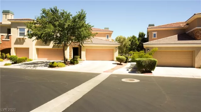 MLS: 2350610 Condo For Sale