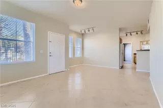 Photo #2: 2350658 Listing