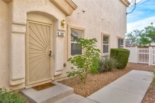 Photo #1: 2350682 Listing 